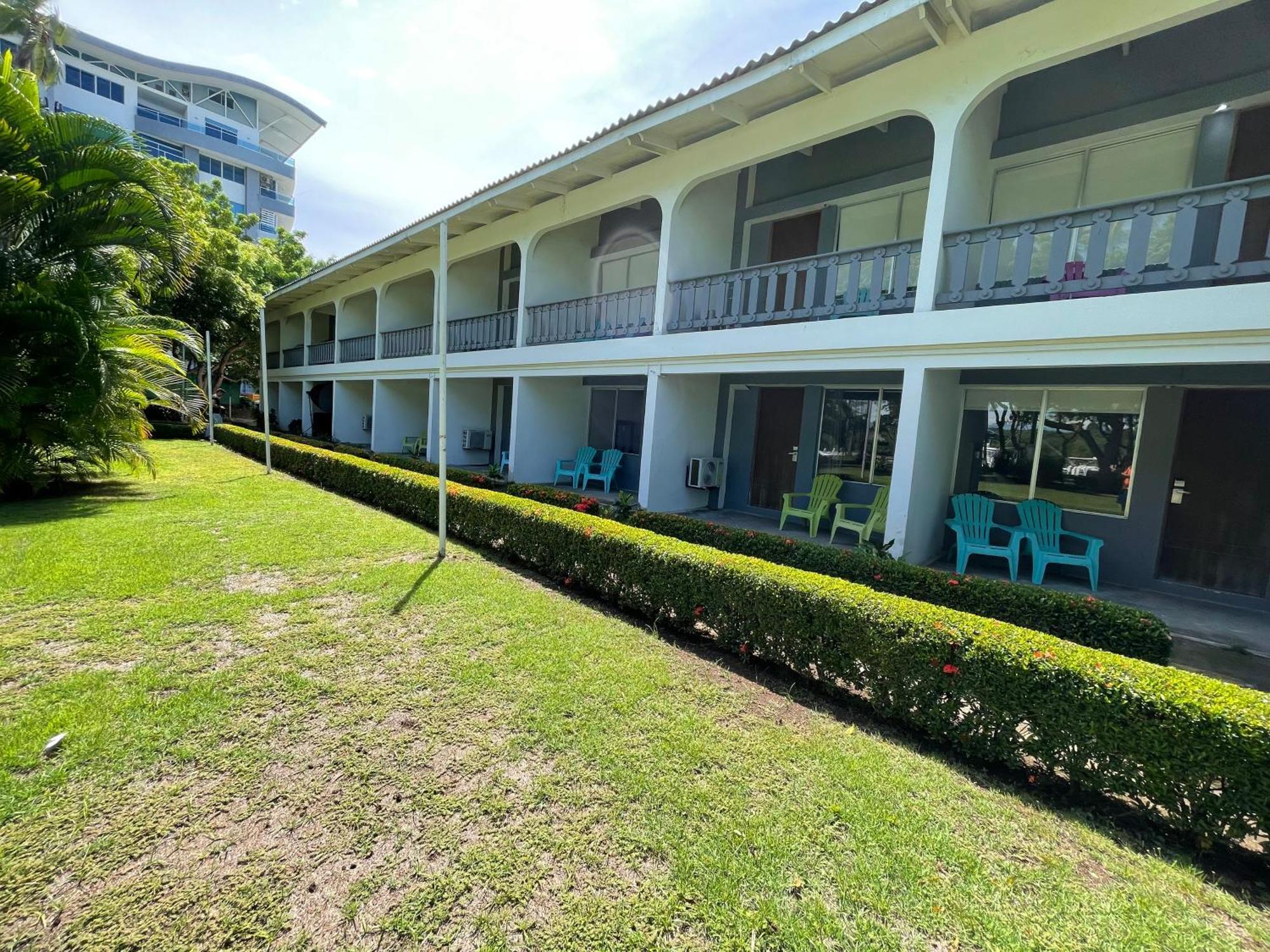 Puerto Azul Hotel Пунтаренас Экстерьер фото
