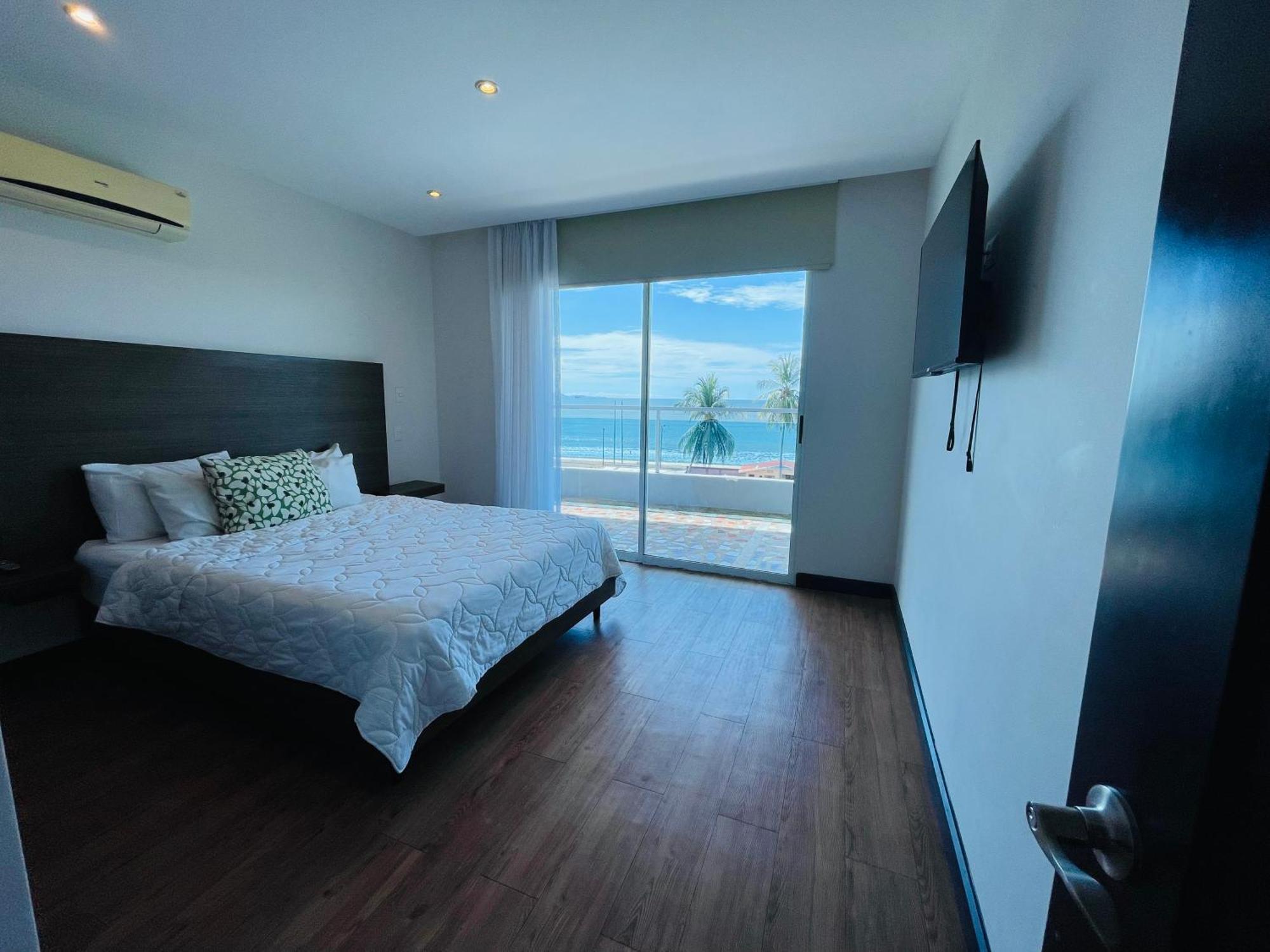 Puerto Azul Hotel Пунтаренас Экстерьер фото