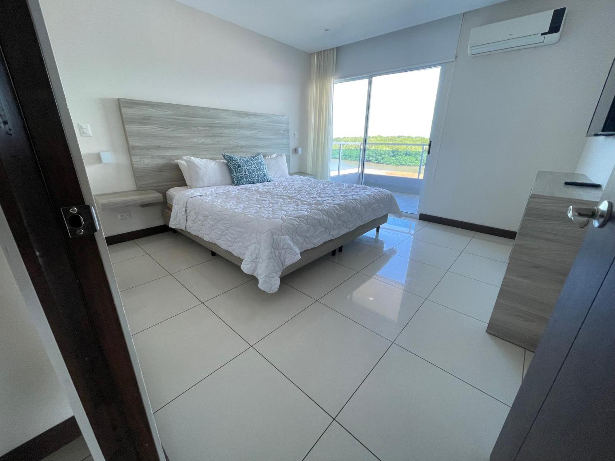 Puerto Azul Hotel Пунтаренас Экстерьер фото
