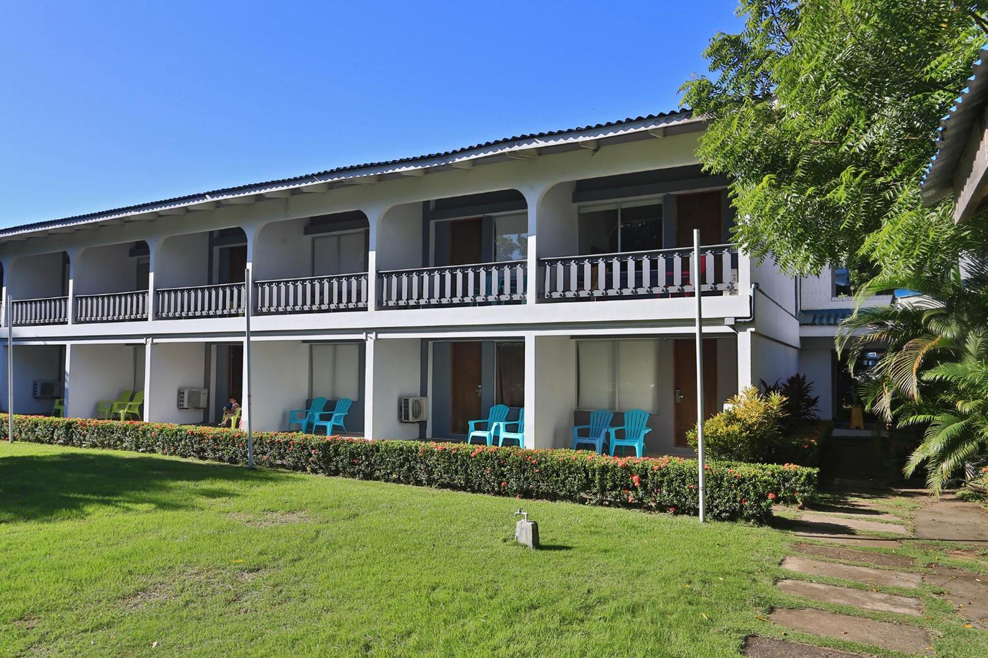Puerto Azul Hotel Пунтаренас Экстерьер фото