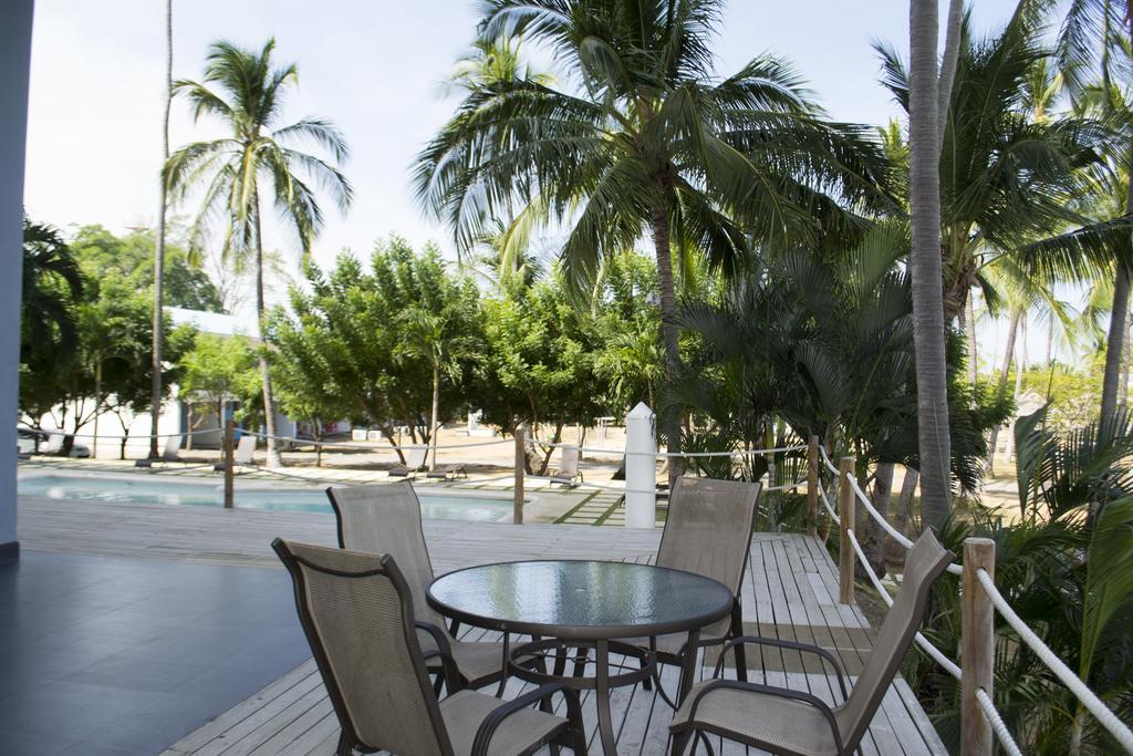 Puerto Azul Hotel Пунтаренас Экстерьер фото
